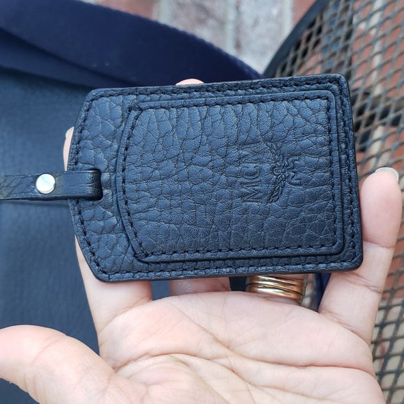 MCM Unisex Black Leather Messenger Laptop Bag Designer Convertible Professional - Picture 2 of 16